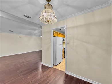 Experience the perfect harmony of comfort and convenience in - photo 6