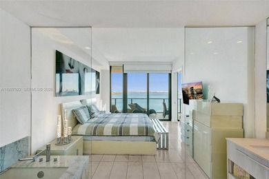 Stunning 2-Bedroom + Den / 2.5 Bathroom Residence at Gran