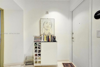 Stunning 2-Bedroom + Den / 2.5 Bathroom Residence at Gran