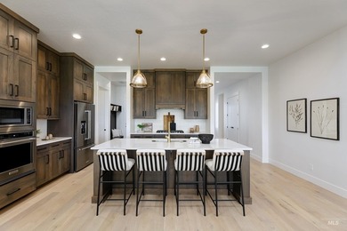 This former Tresidio model home in Valor is now available - photo 6