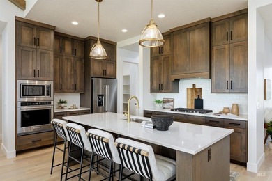 This former Tresidio model home in Valor is now available - photo 7