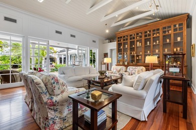 More than a residence and rarer than legend, 910-914 Watson - photo 13