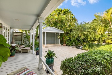 More than a residence and rarer than legend, 910-914 Watson - photo 14