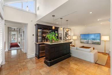 More than a residence and rarer than legend, 910-914 Watson - photo 20
