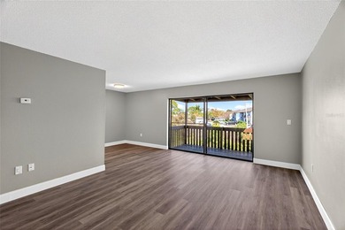 Spacious second floor 1 bedroom 1 bathroom totally updated condo - photo 3