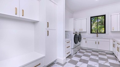 Brand-new custom estate in the exclusive enclave of Place Au - photo 23