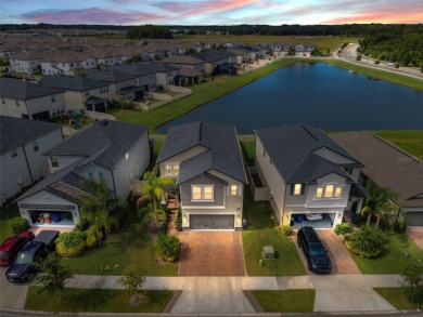 (private lake, pond, creek) Home For Sale in New Port Richey Florida