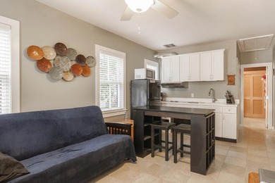 More than a residence and rarer than legend, 910-914 Watson - photo 38