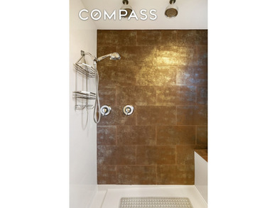 Investor s Dream 5-Unit Multi-Family in Carroll Gardens / - photo 6
