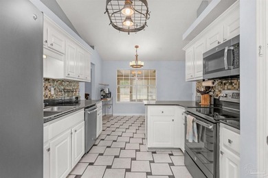 Experience the Best of Navarre Living! This charming 4-bedroom - photo 10
