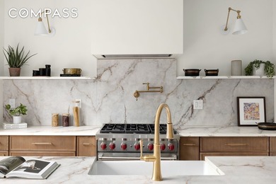 Welcome to 485 Halsey Street, a meticulously renovated 1899 - photo 2