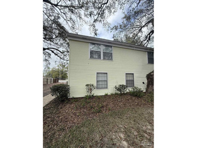 REDUCED PRICE!! I HAVE A VERY MOTIVATED SELLER. THIS TOWNHOME IS - photo 3