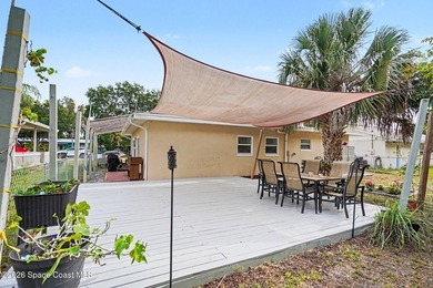 Welcome home to this move-in ready 3 bed, 2 bath home in Palm - photo 5
