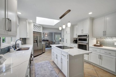 Incredible 4th row 5 bedroom 5 1/2 bath home on the beach - photo 16