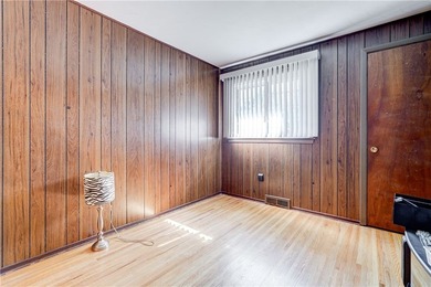 Versatile Gates ranch with a true possible in-law setup! The - photo 25