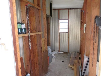 This charming 840 square feet manufactured home built in 1978 by - photo 25