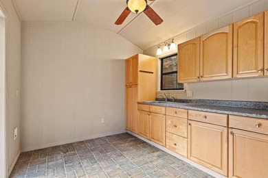 Escape to your own Lake Texoma paradise!
Nestled in a beautiful