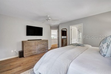 Incredible 4th row 5 bedroom 5 1/2 bath home on the beach - photo 30