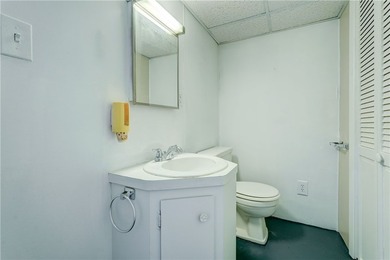 Versatile Gates ranch with a true possible in-law setup! The - photo 37