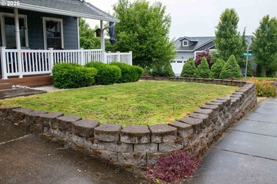 Valley views, low energy costs, and a beautifully updated - photo 3