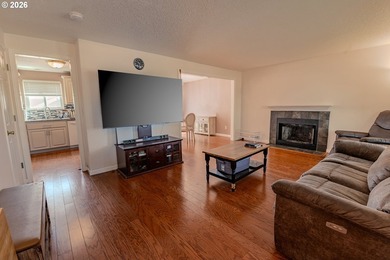 Valley views, low energy costs, and a beautifully updated - photo 7