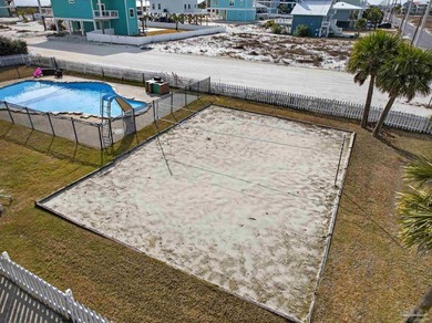 One of a kind Navarre Beach mini resort home 4Bedroom/3 Bath - photo 5