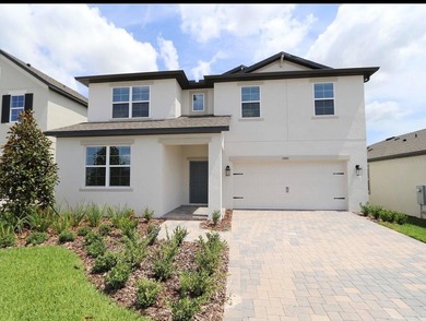 King Lake Home For Sale in Wesley Chapel Florida