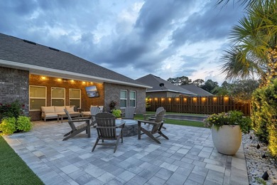 Beautifully maintained home with exceptional outdoor living! The - photo 17