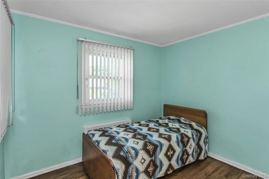 Classic split-level home offering approximately 1800 square feet - photo 17