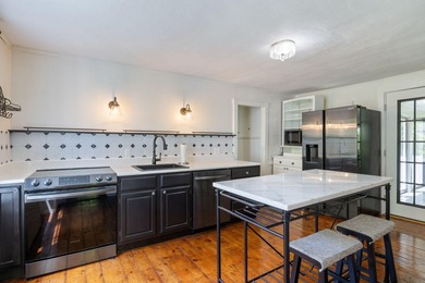 Historic charm meets modern conveniences in this stunning, fully - photo 18