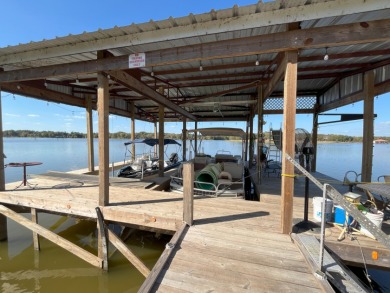 2-1 Waterfront Home w/ Guest House - 160 Ft Water Frontage - photo 14