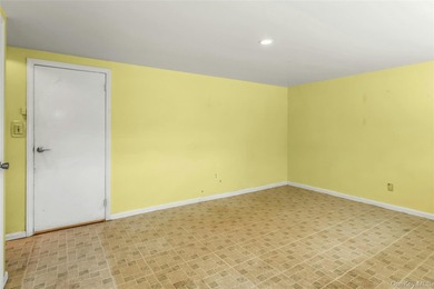 Classic split-level home offering approximately 1800 square feet - photo 22