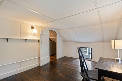 Historic charm meets modern conveniences in this stunning, fully - photo 35