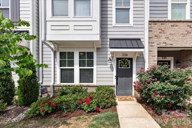 Welcome to 334 Armour Street, a beautifully designed townhome - photo 3
