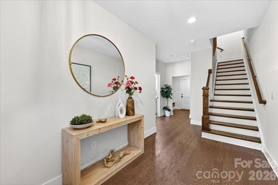 Welcome to 334 Armour Street, a beautifully designed townhome - photo 5