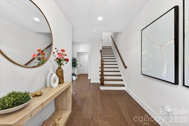Welcome to 334 Armour Street, a beautifully designed townhome - photo 6