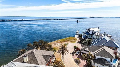 Luxury Waterfront Homesite in Exclusive Gated Enclave - Downtown - photo 7