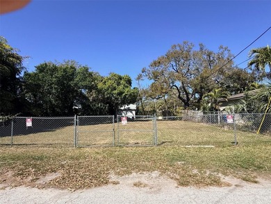 Great location to build your dreanm home. The 70X131 large lot - photo 1