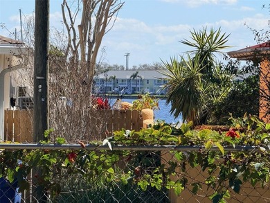 Great location to build your dreanm home. The 70X131 large lot - photo 2