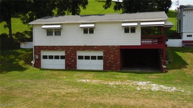 (private lake, pond, creek) Home For Sale in Coshocton Ohio