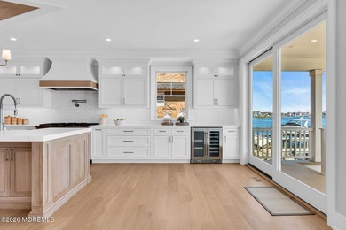 Commanding the Bayfront with rare elegance and presence, 153 - photo 12