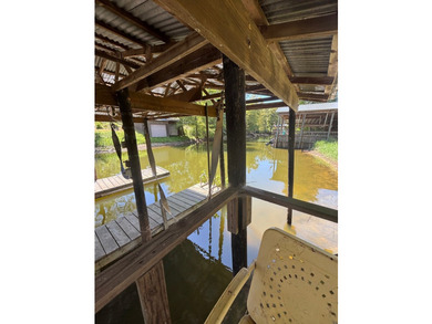 Toledo Bend Lake Getaway! This 3 bedroom, 2 bath home in - photo 12