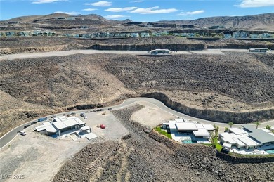 Welcome to MacDonald Highlands, Henderson's premier guard-gated - photo 15