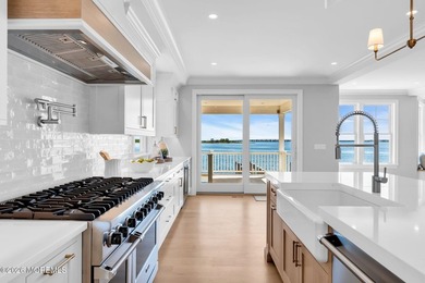 Commanding the Bayfront with rare elegance and presence, 153 - photo 16