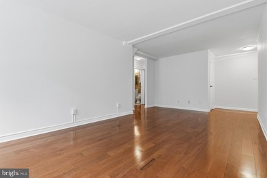 CONDOMINIUM FACING THE PARK For those who yearn for a beautiful - photo 19