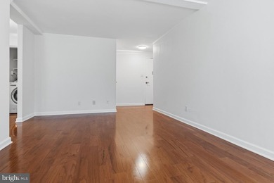 CONDOMINIUM FACING THE PARK For those who yearn for a beautiful - photo 20