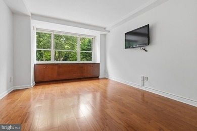 CONDOMINIUM FACING THE PARK For those who yearn for a beautiful - photo 28