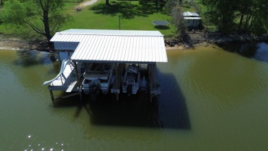 2-1 Waterfront Home w/ Guest House - 160 Ft Water Frontage - photo 2