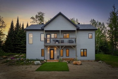 (private lake, pond, creek) Home For Sale in Val Des Monts Quebec