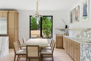 Profiting from water views and easy beach access in Sag Harbor - photo 9